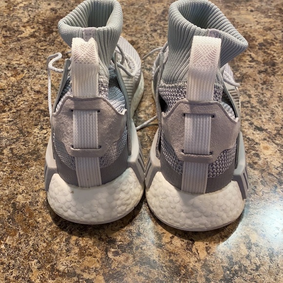 Men’s Adidas Boost “sock” sneaker - Picture 4 of 6